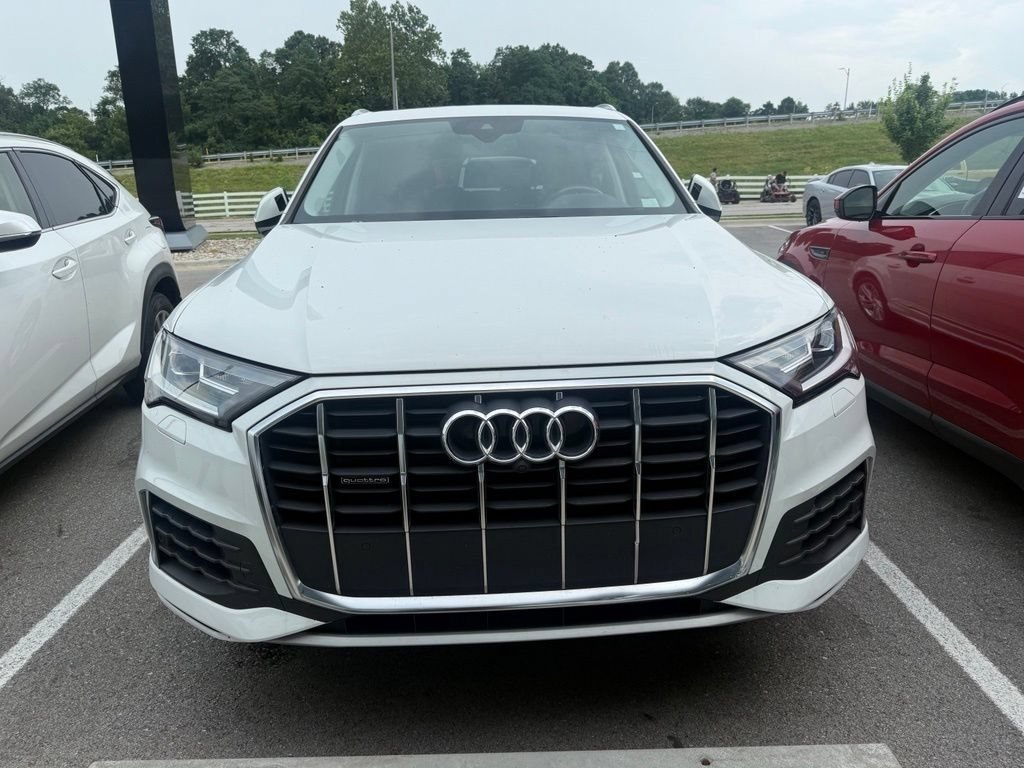 Used 2020 Audi Q7 3.0T Premium Plus AWD/4WD image 2