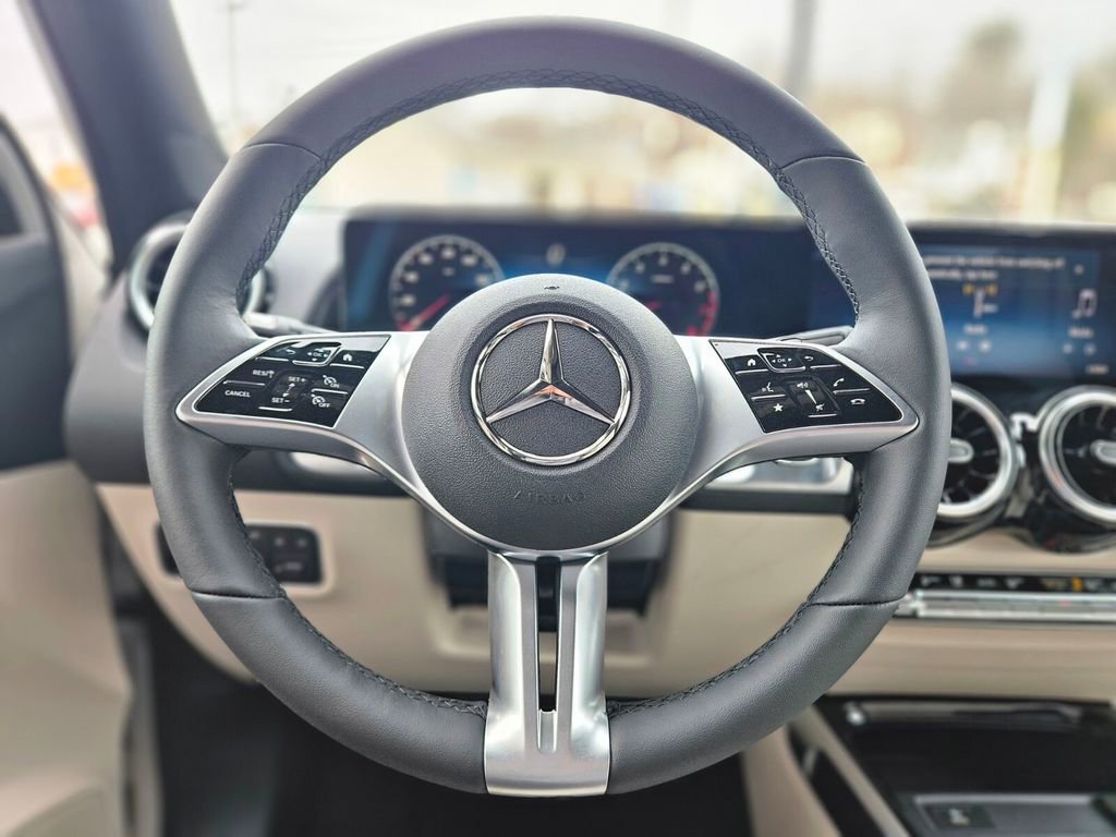 New 2026 Mercedes-Benz GLB 250 4MATIC image 27