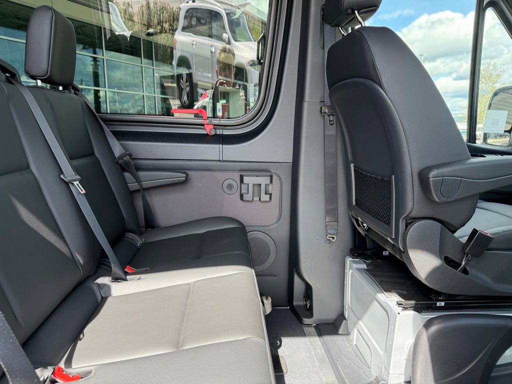 New 2024 Mercedes-Benz Sprinter 2500 image 14