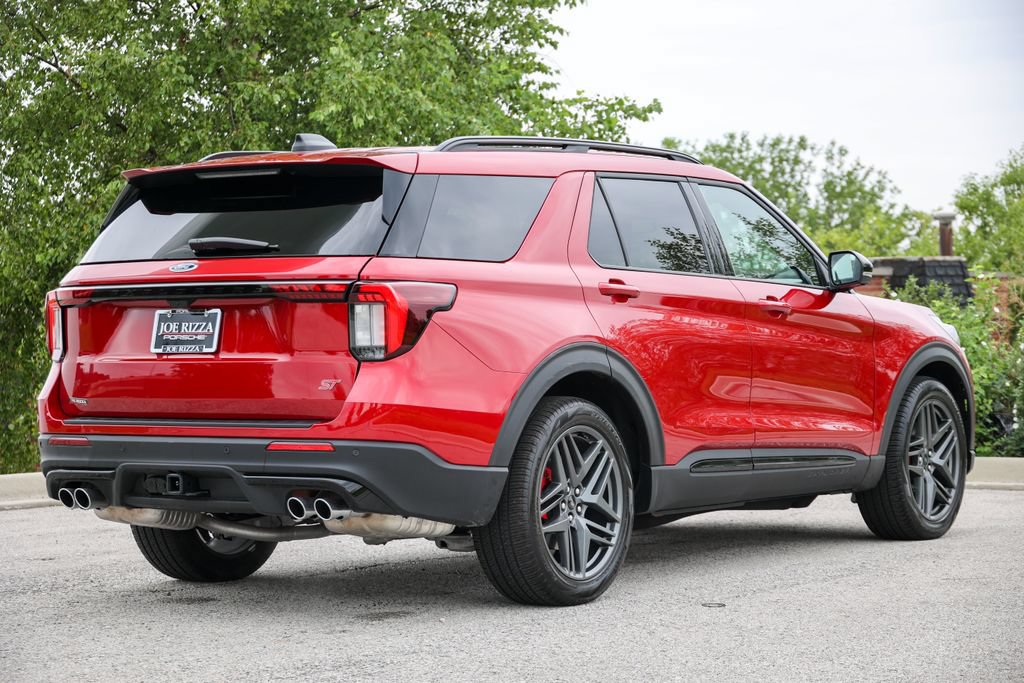 Used 2025 Ford Explorer ST w/ Sun And Sound Package AWD/4WD image 28