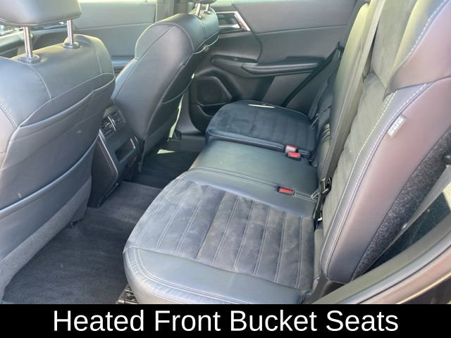 Used 2023 Mitsubishi Outlander SE Black Edition FWD image 21