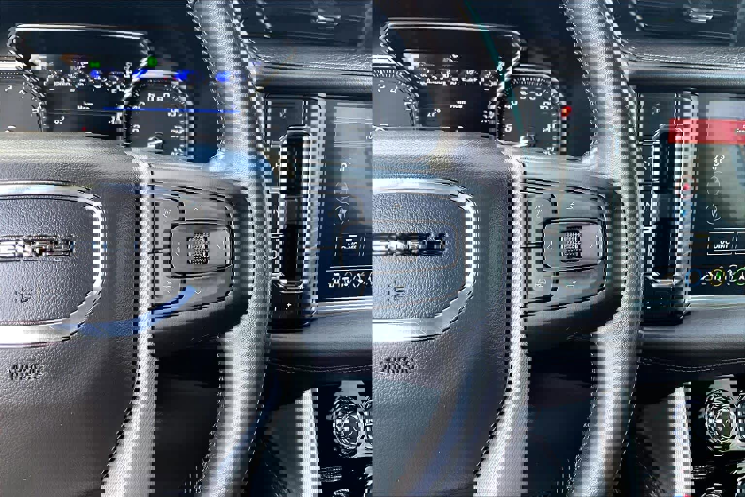 Certified 2021 GMC Yukon Denali w/ Denali Ultimate Package image 23