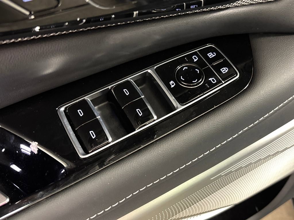 New 2026 Cadillac Optiq Sport 1 image 21