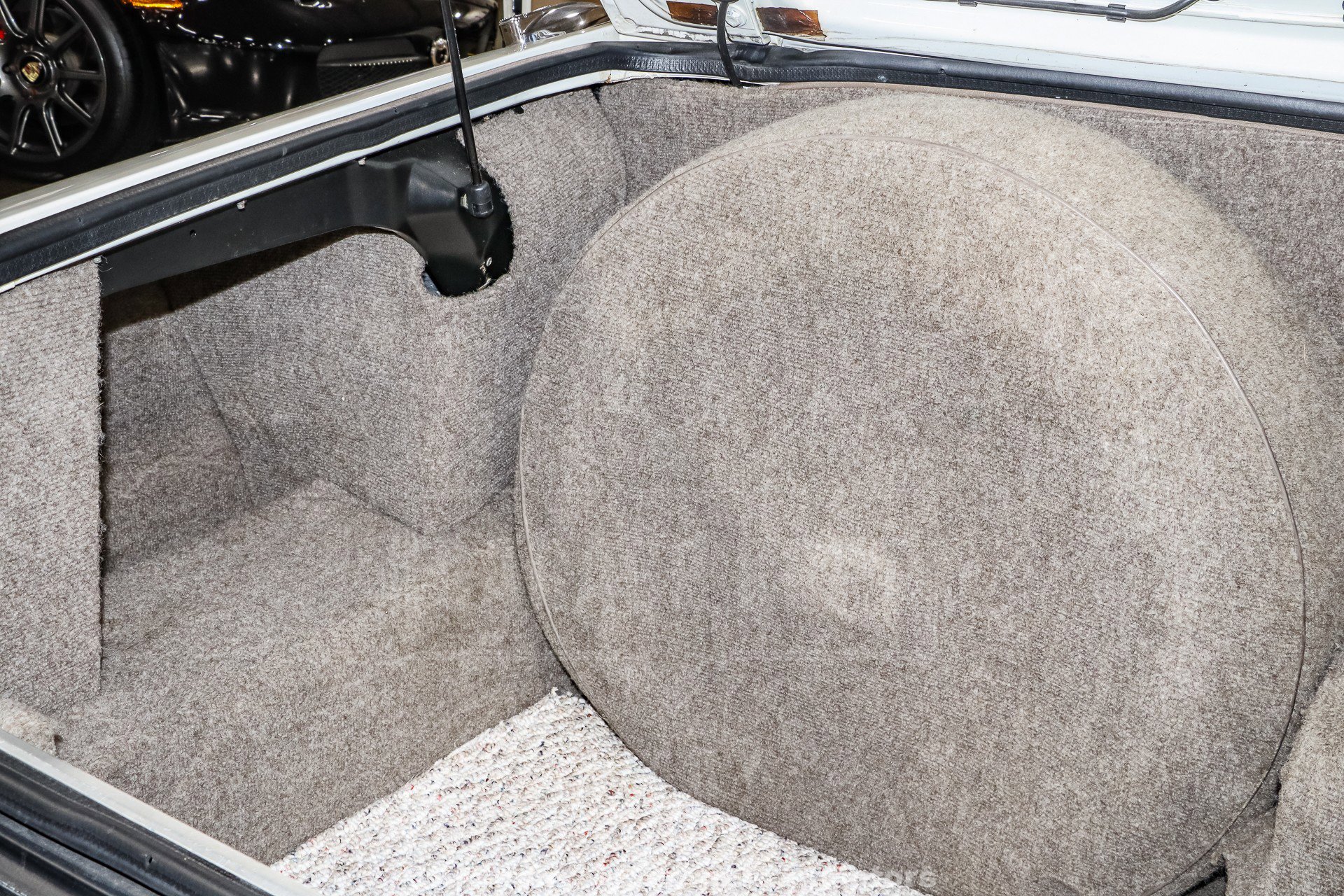 Used 1992 Jaguar XJS V12 Convertible image 88