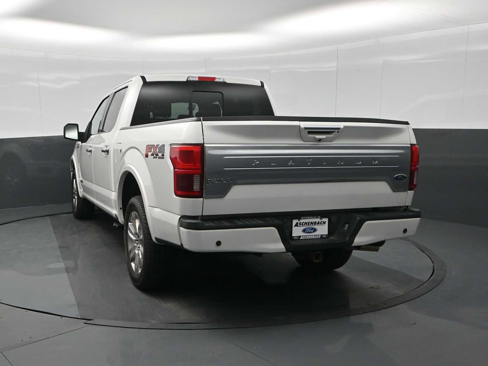 Used 2020 Ford F150 Platinum w/ Equipment Group 701A Luxury image 7