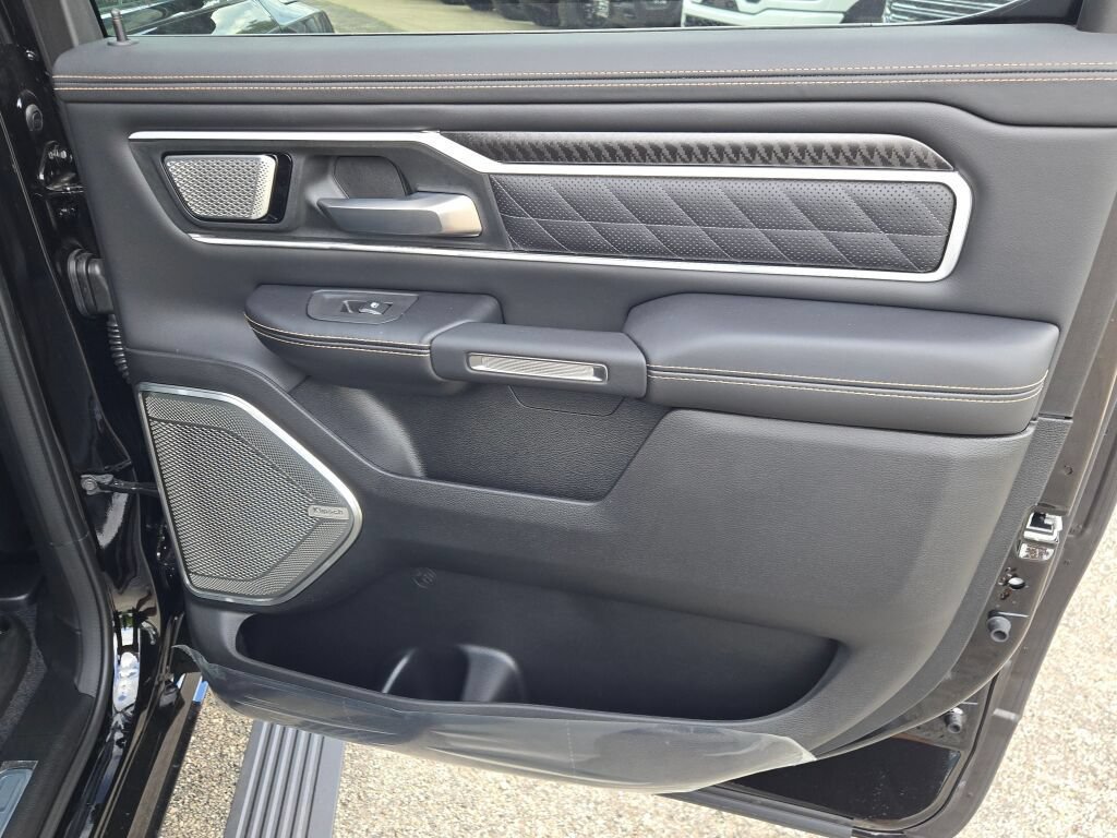 New 2026 RAM 1500 Tungsten AWD/4WD image 11