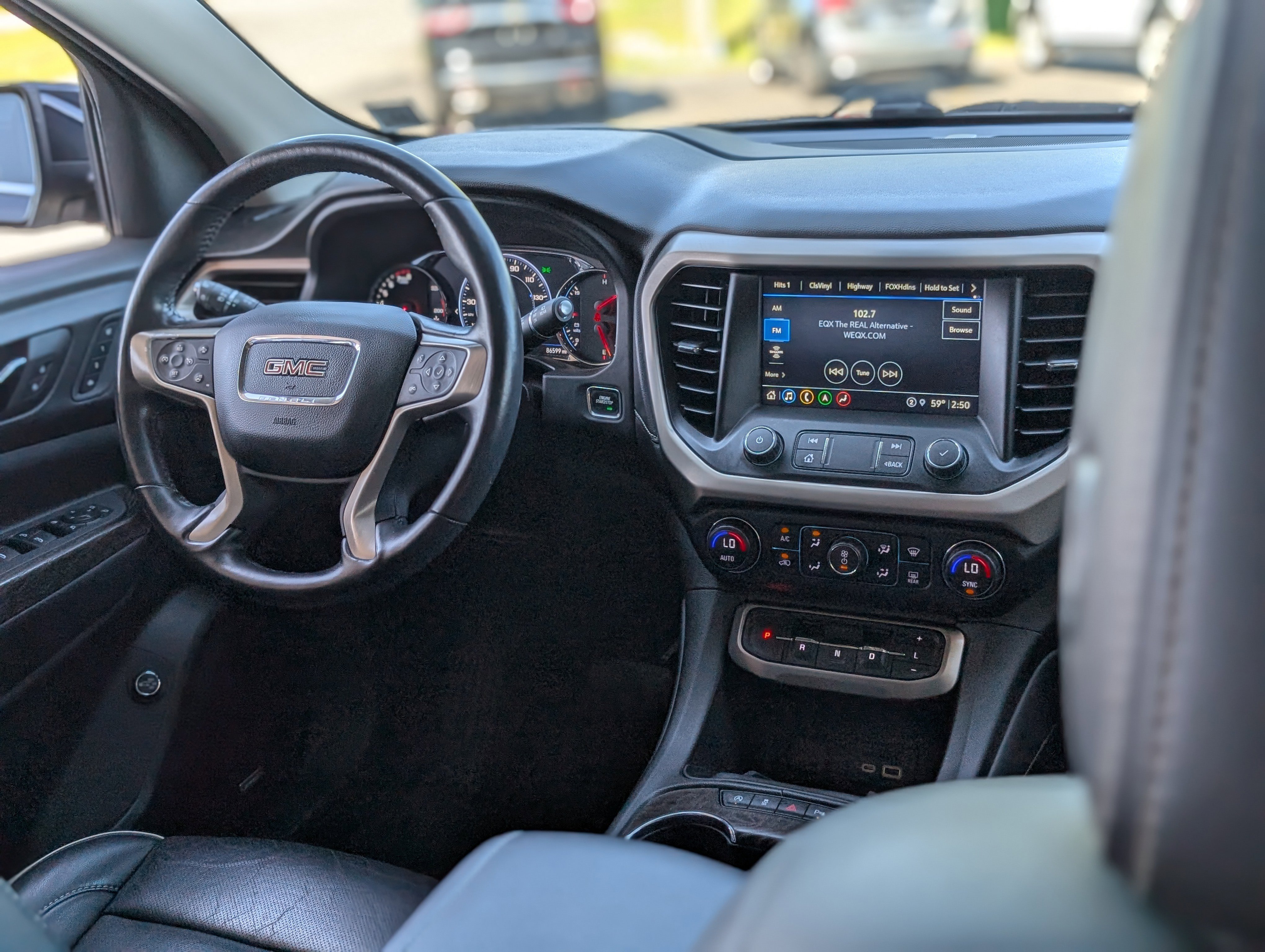 Used 2022 GMC Acadia Denali w/ Trailering Package image 16