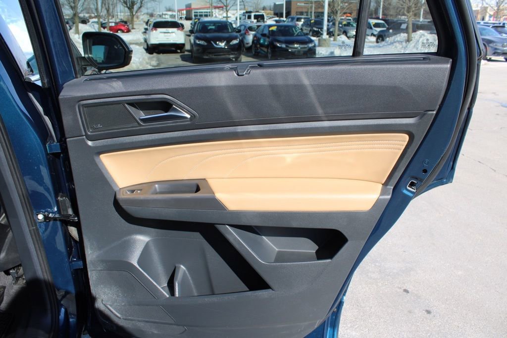 Used 2022 Volkswagen Atlas Cross Sport SEL Premium R-Line image 26