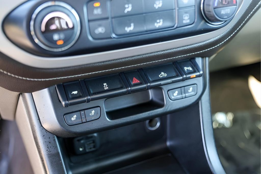 Used 2020 GMC Canyon SLT w/ Trailering Package image 22