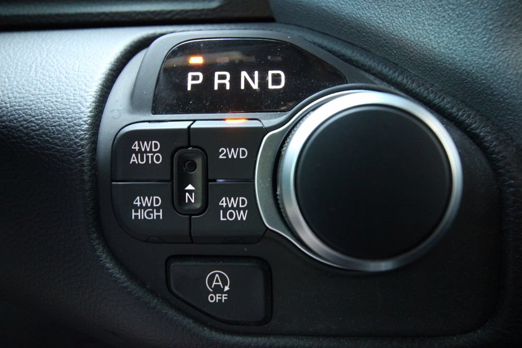 Used 2025 RAM 1500 Big Horn AWD/4WD image 24