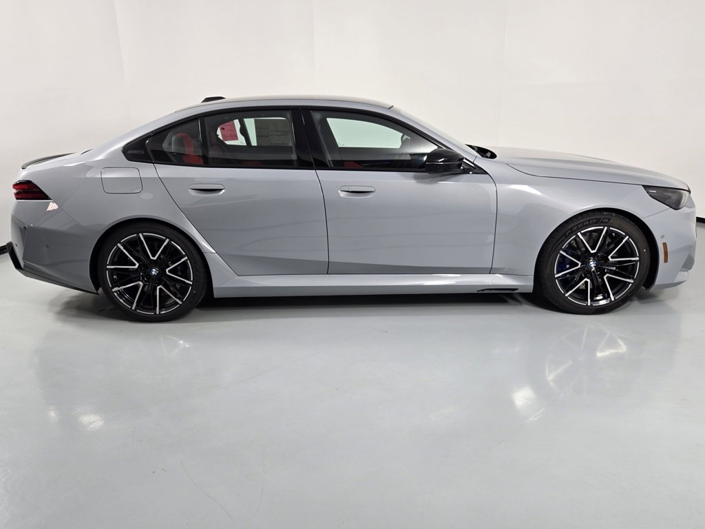 New 2026 BMW M5 w/ Executive Package image 6
