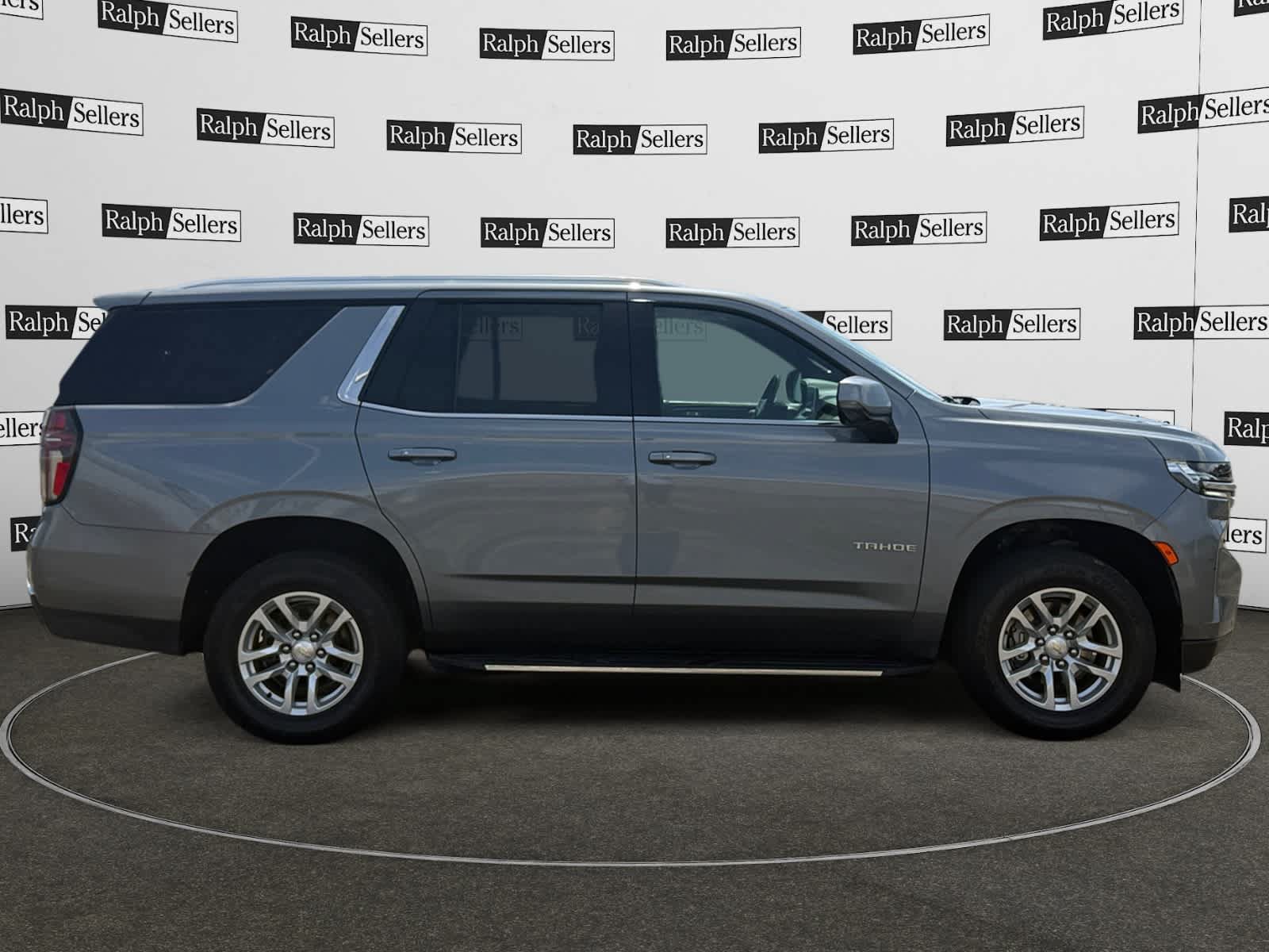 Used 2021 Chevrolet Tahoe LT w/ Luxury Package RWD image 7