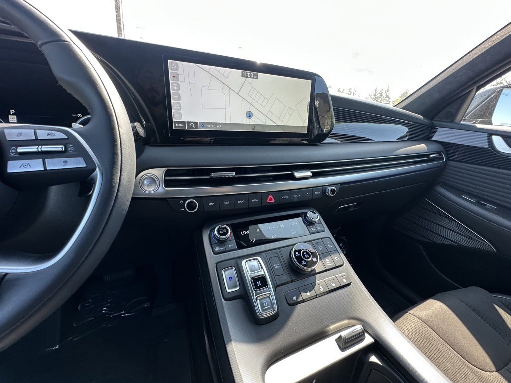 Certified 2025 Hyundai Palisade Calligraphy image 24