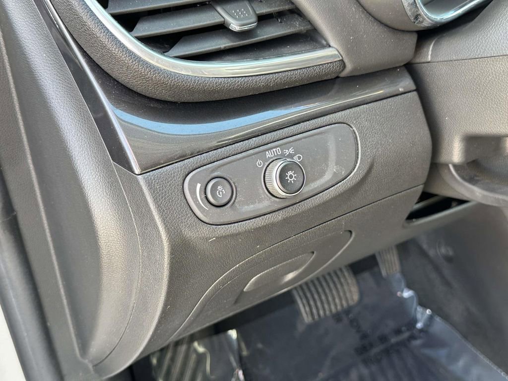 Certified 2022 Buick Encore Preferred w/ Safety Package II image 20