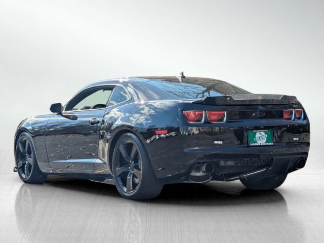 Used 2010 Chevrolet Camaro SS w/ RS Package RWD image 6
