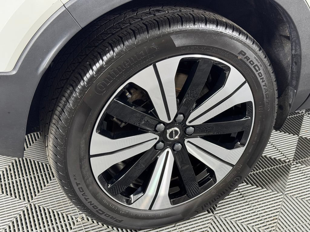 Certified 2023 Volvo C40 Recharge Core w/ Protection Package Premier AWD/4WD image 7
