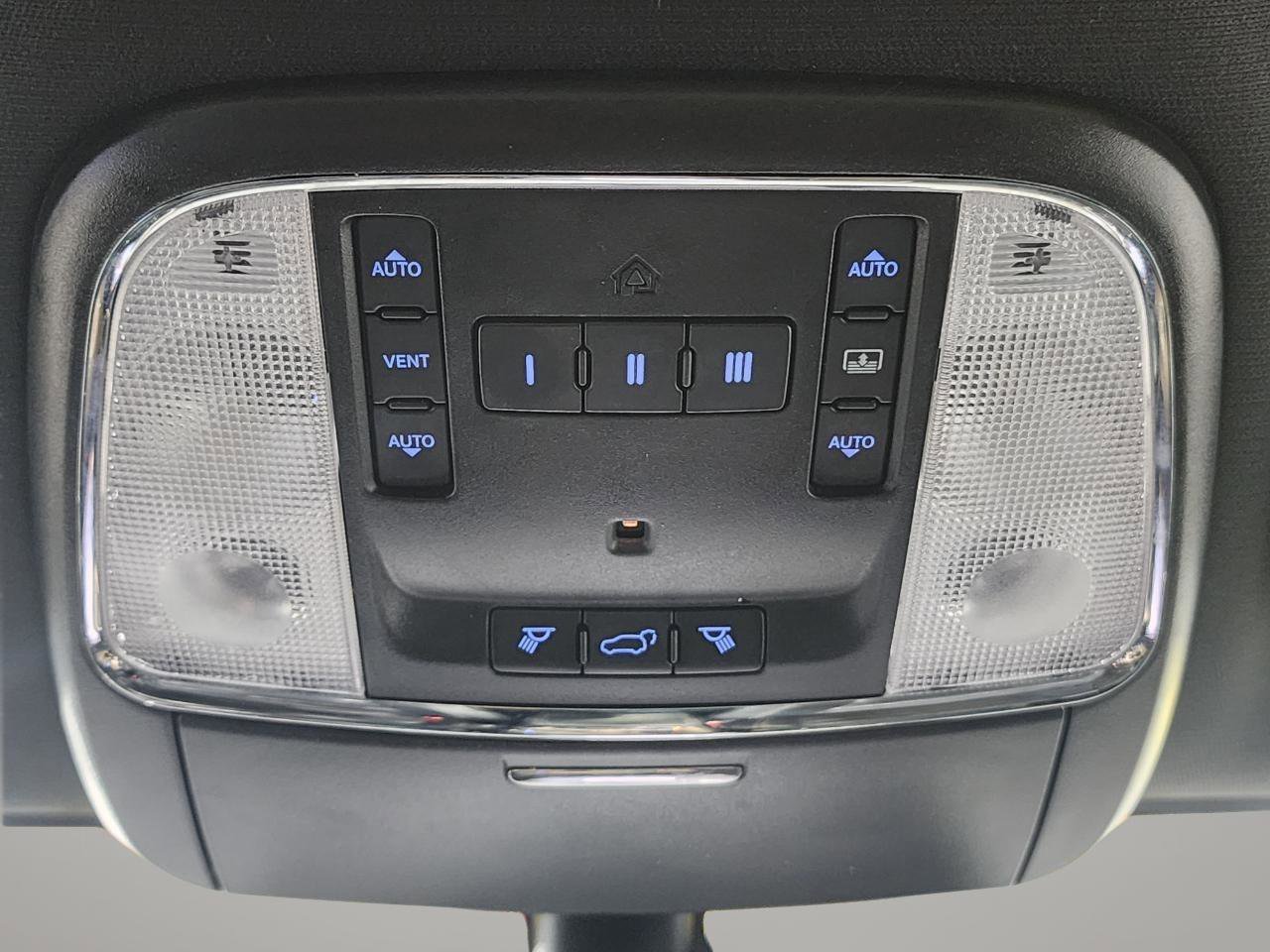 Used 2015 Jeep Grand Cherokee Overland w/ Advanced Technology Group image 14