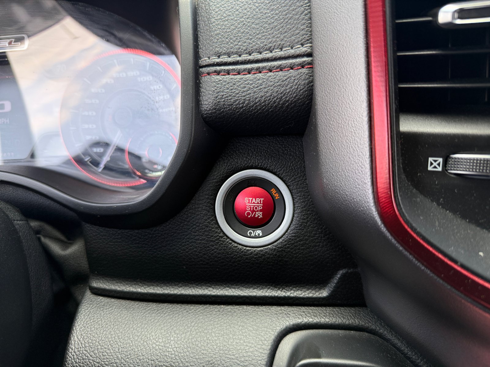 Used 2019 RAM 1500 Rebel w/ Rebel Level 1 Equipment Group AWD/4WD image 17