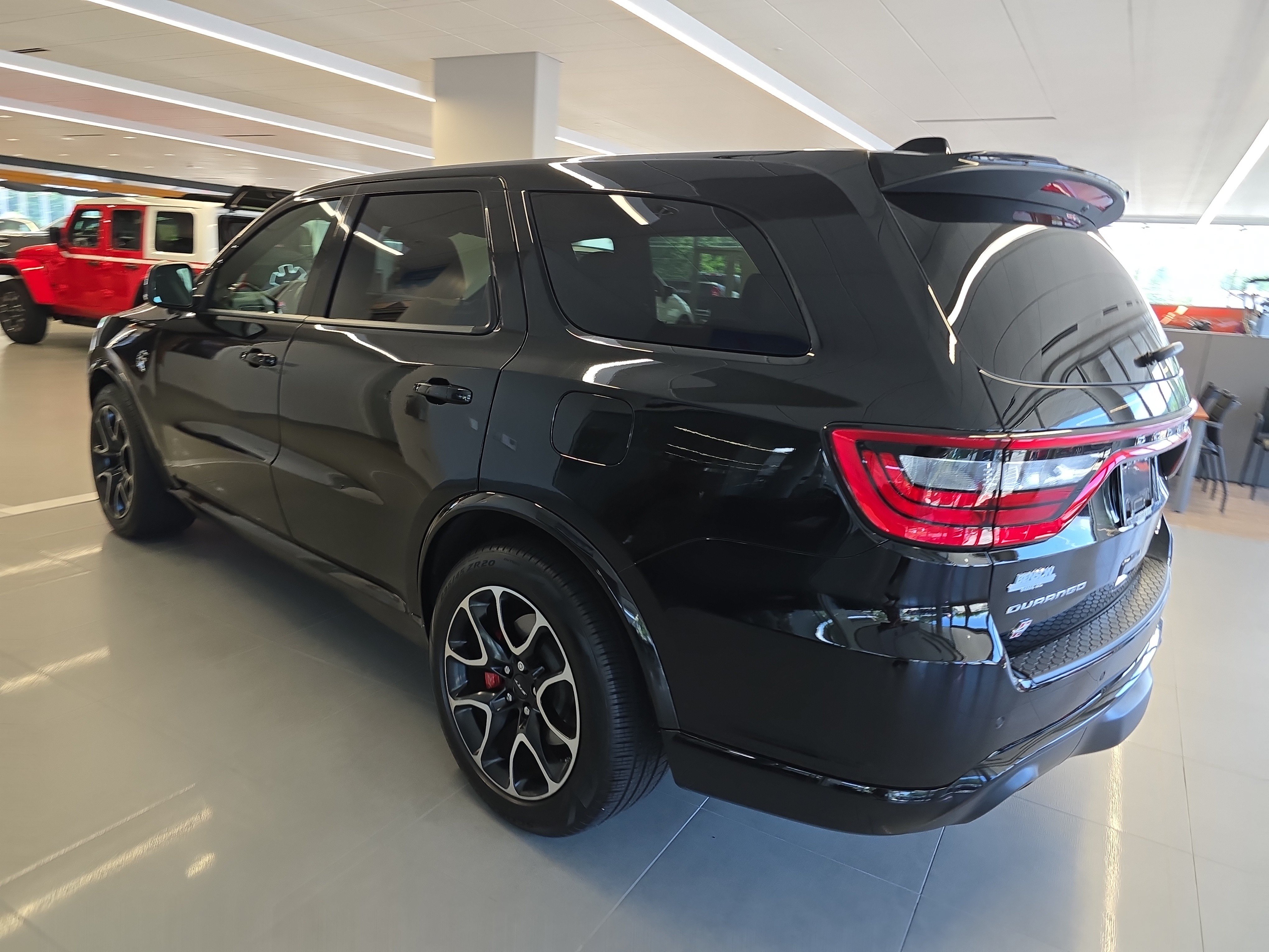 Used 2023 Dodge Durango SRT Hellcat AWD/4WD image 4