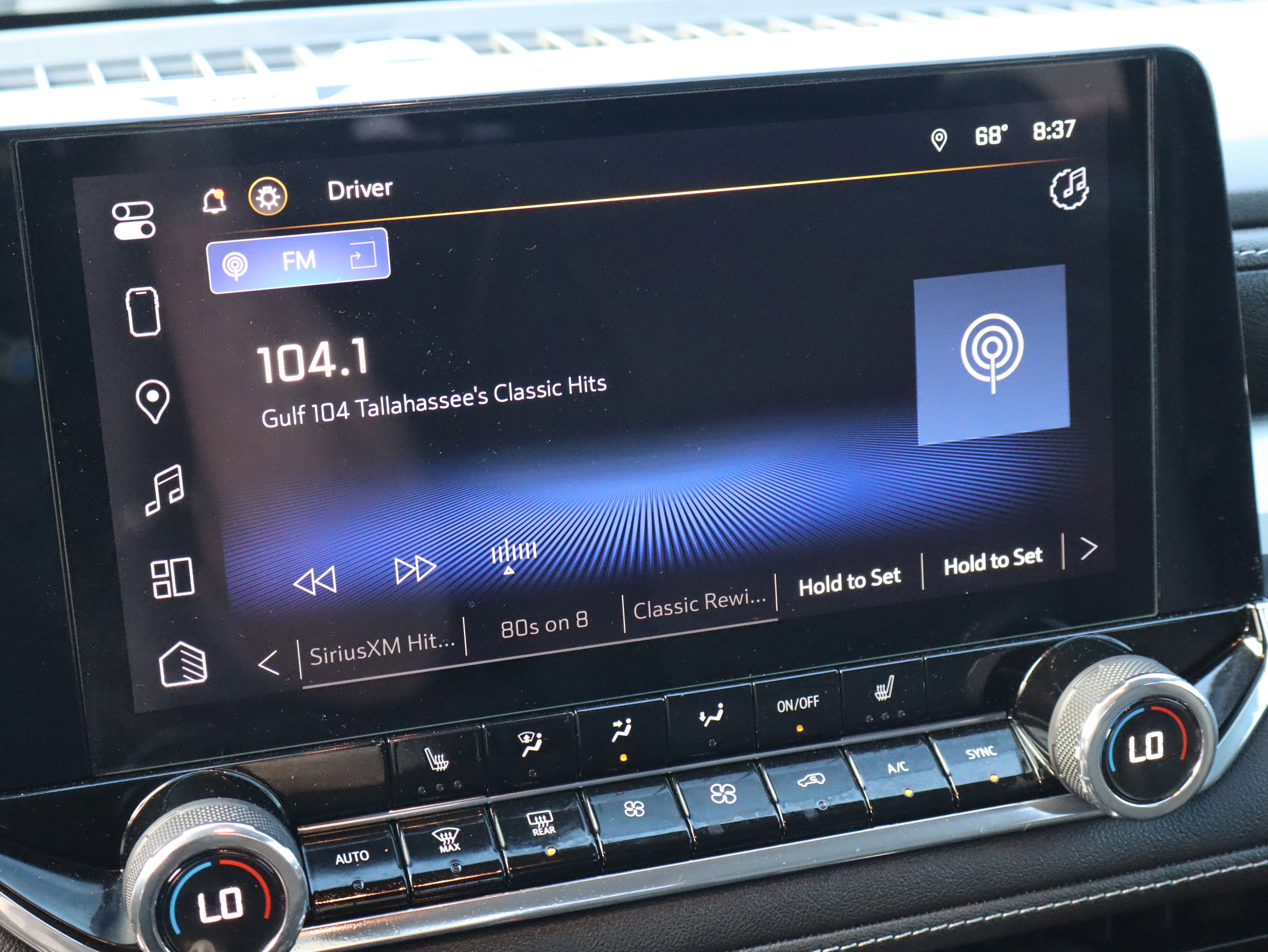 Used 2024 Chevrolet Colorado LT w/ LT Convenience Package III image 30