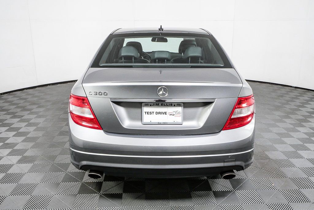 Used 2011 Mercedes-Benz C 300 Sedan image 29