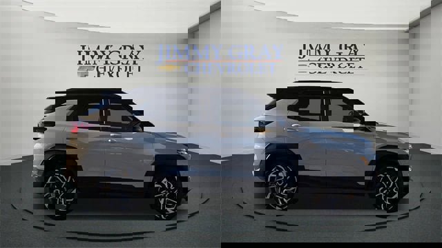 New 2026 Chevrolet TrailBlazer RS w/ Driver Confidence Package image 2