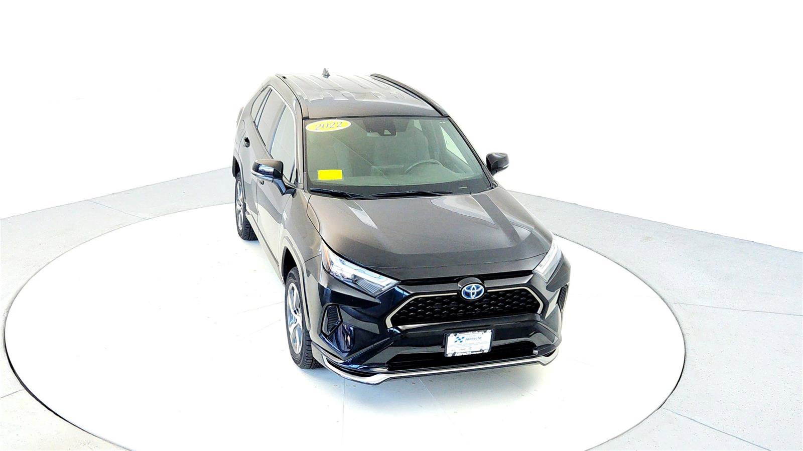 Certified 2022 Toyota RAV4 SE image 20