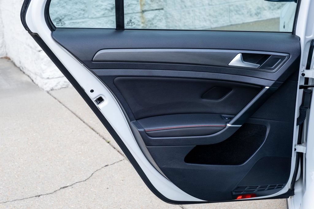 Used 2019 Volkswagen GTI SE w/ SE Experience Package FWD image 27
