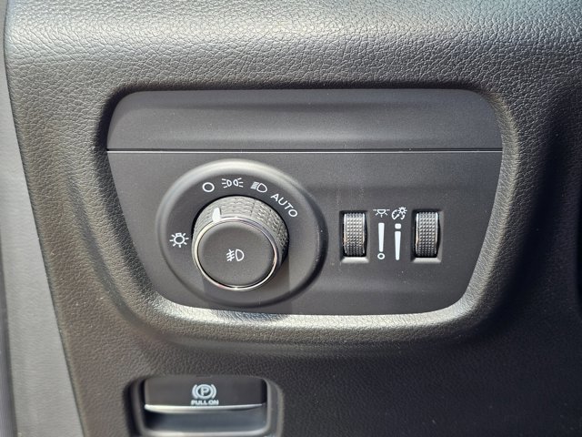 New 2025 Jeep Grand Cherokee Limited w/ Luxury Tech Group II AWD/4WD image 21