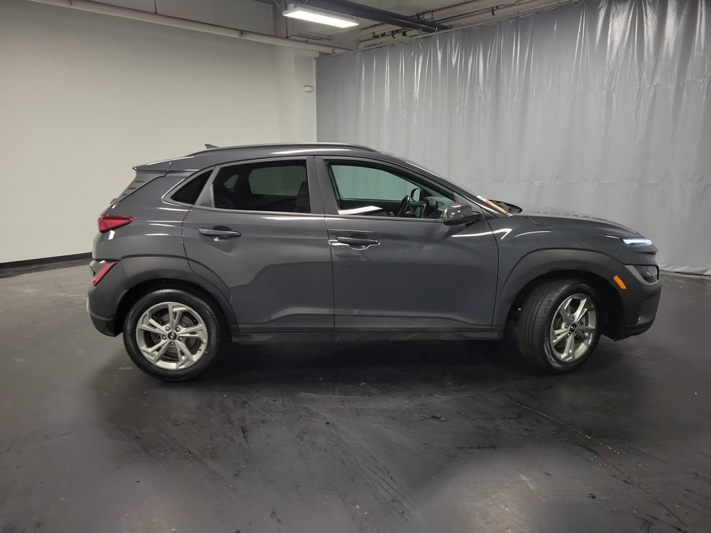 Used 2023 Hyundai Kona SEL w/ Convenience Package image 9