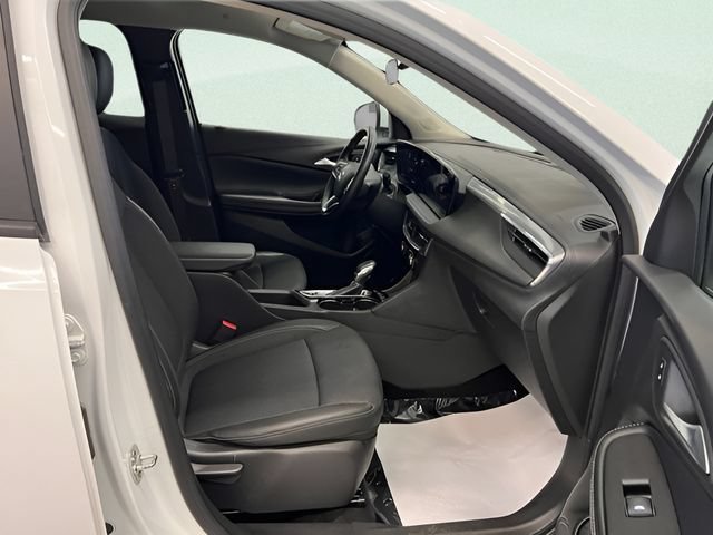 Certified 2025 Buick Encore GX Preferred AWD/4WD image 8