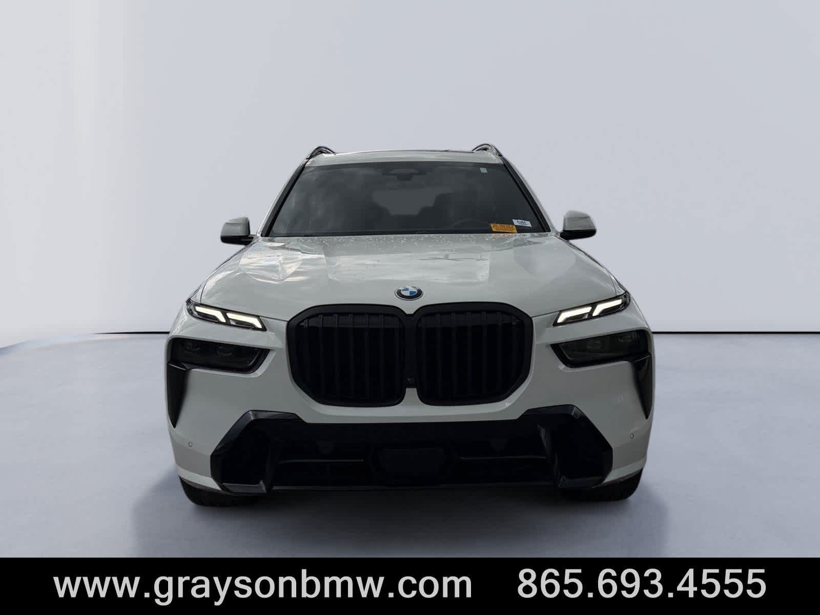 Used 2023 BMW X7 xDrive40i w/ Dynamic Handling Package AWD/4WD image 8