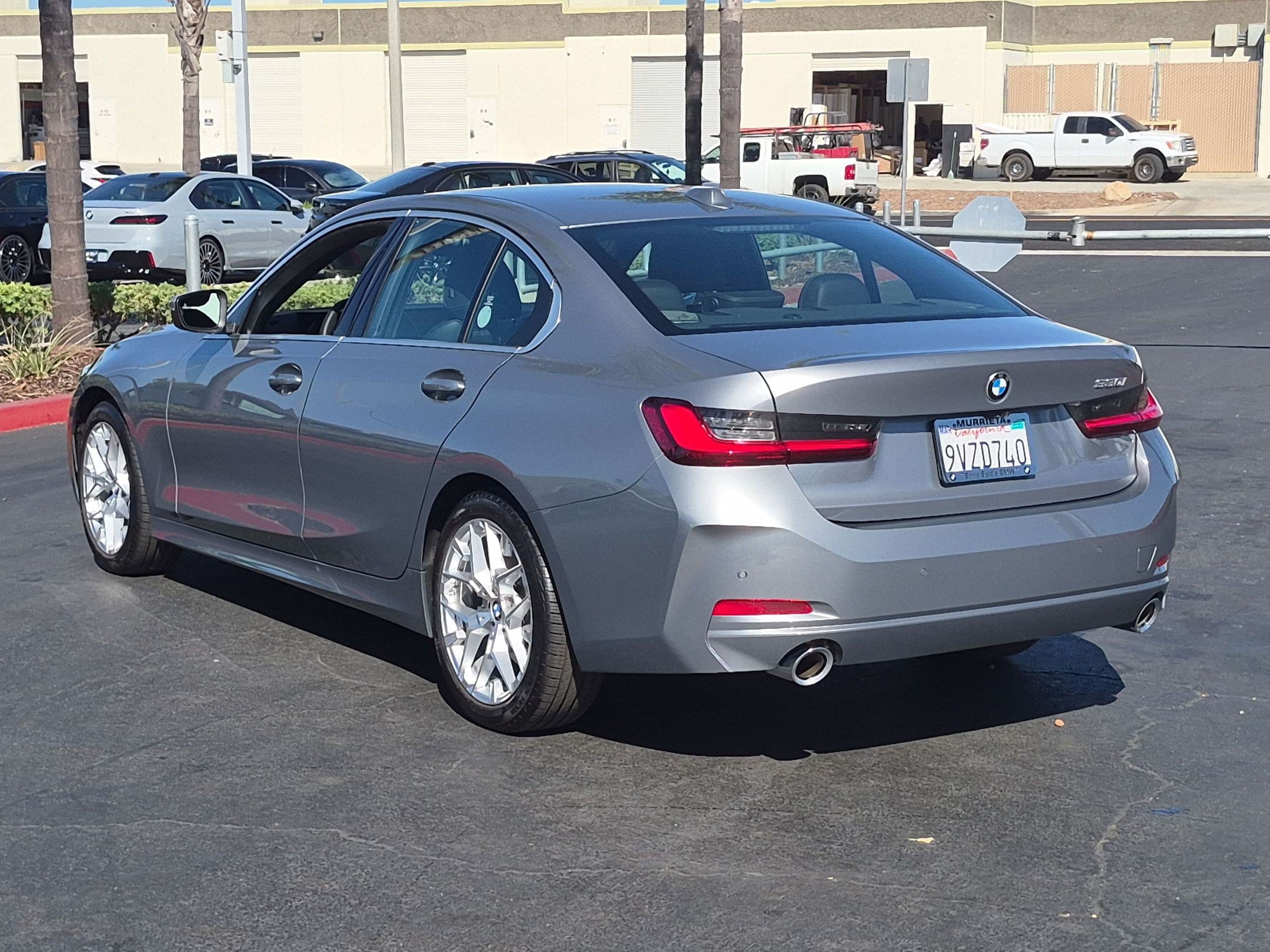Used 2026 BMW 330i Sedan w/ Premium Package RWD image 8