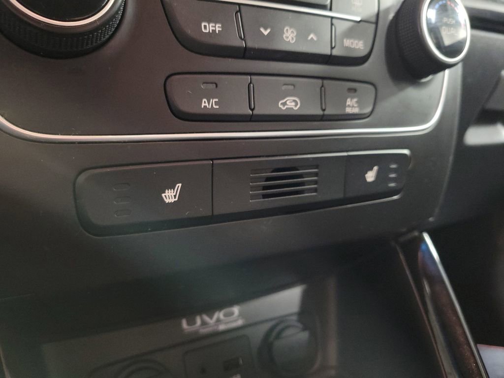 Used 2015 Kia Sorento EX image 18