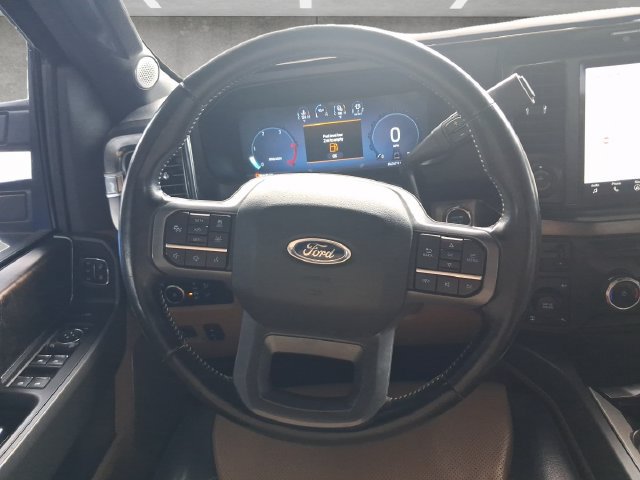 Used 2023 Ford F250 Lariat w/ Lariat Ultimate Package AWD/4WD image 27