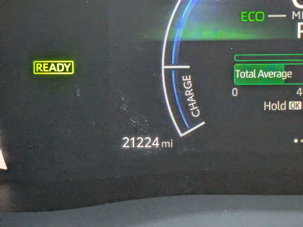 Used 2025 Toyota Camry LE image 30