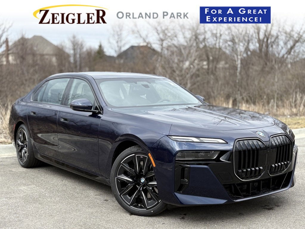 Used 2025 BMW 760i xDrive w/ Luxury Rear Seating Package