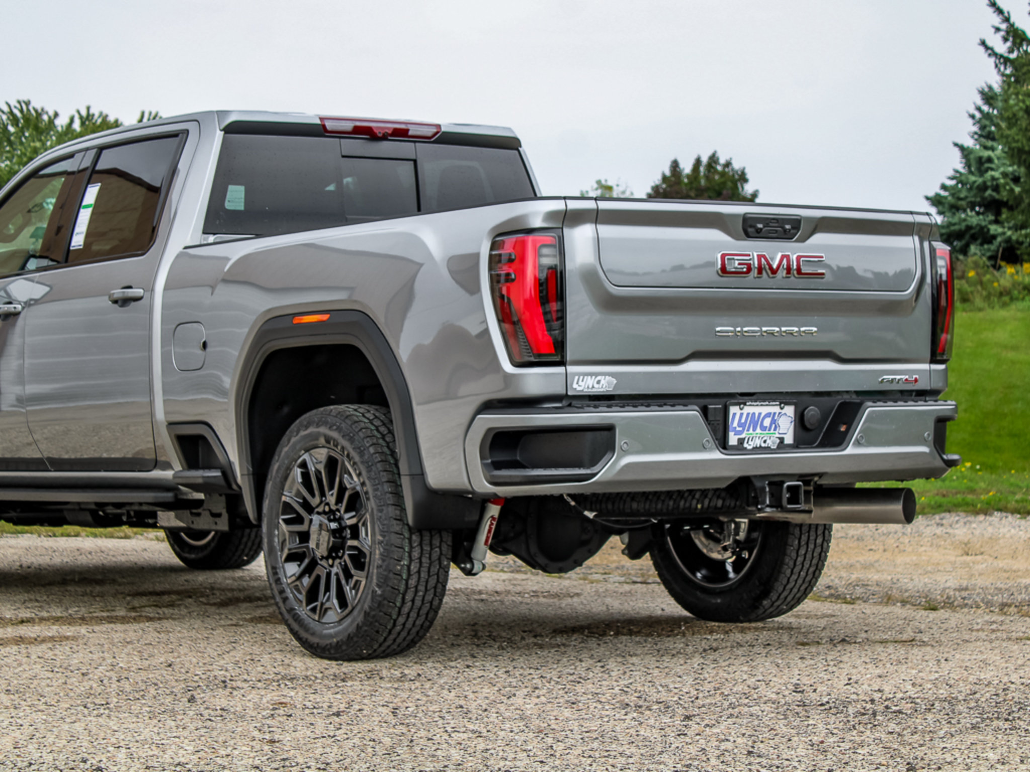 New 2026 GMC Sierra 2500 AT4 w/ AT4 Premium Plus Package AWD/4WD image 9