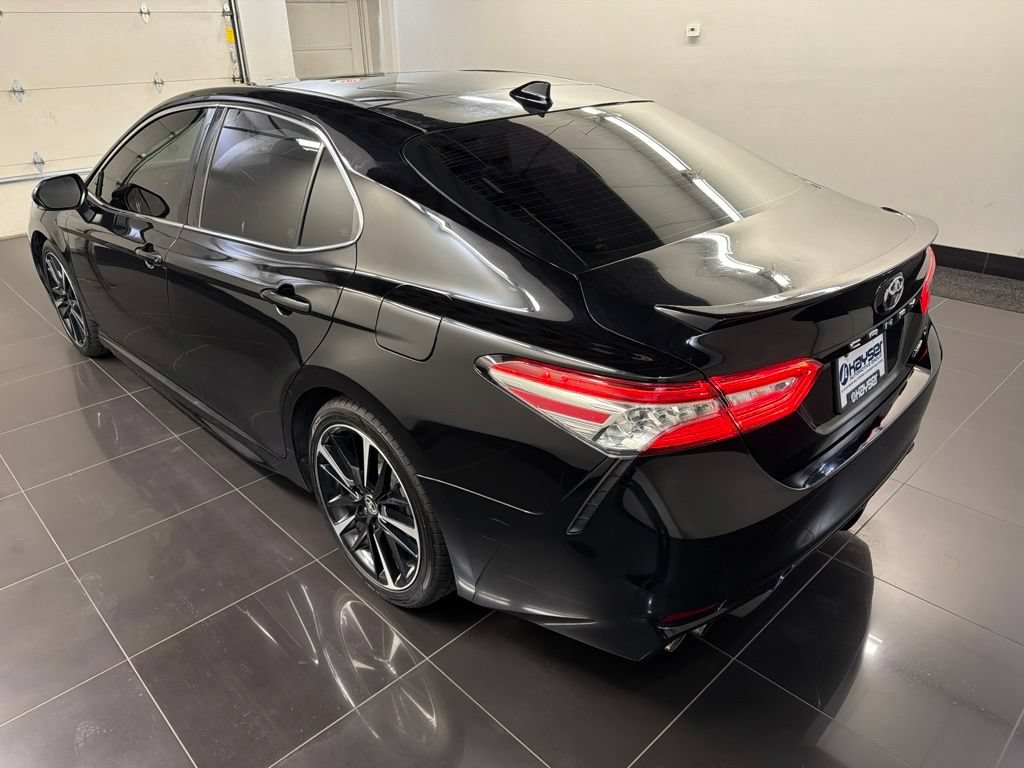 Used 2020 Toyota Camry XSE FWD image 4