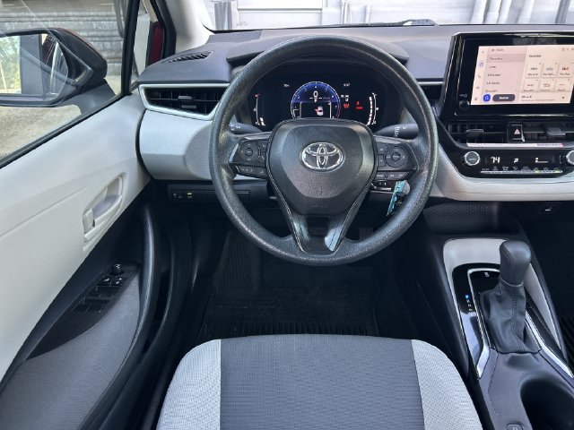 Used 2026 Toyota Corolla LE FWD image 14