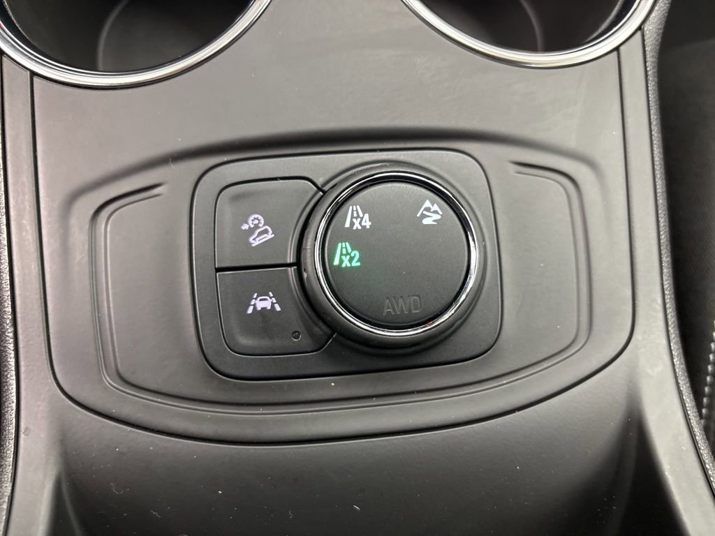 Used 2024 GMC Terrain SLE AWD/4WD image 24