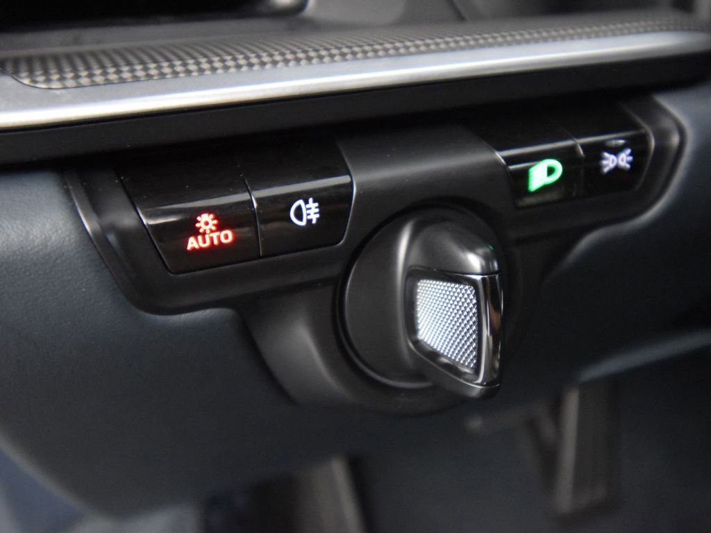 Certified 2021 Porsche 911 Turbo S image 33