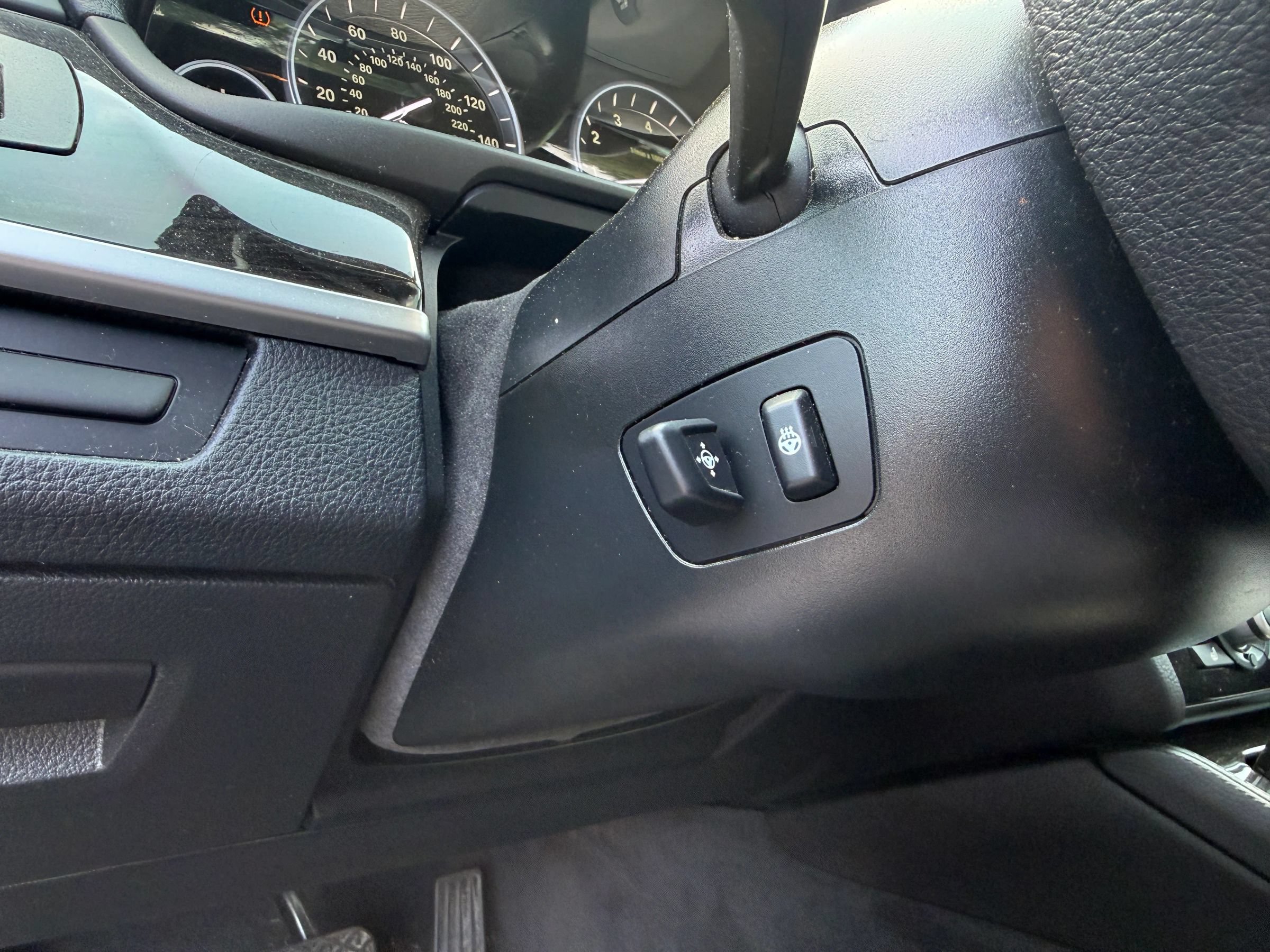 Used 2014 BMW 535i xDrive Sedan AWD/4WD image 18