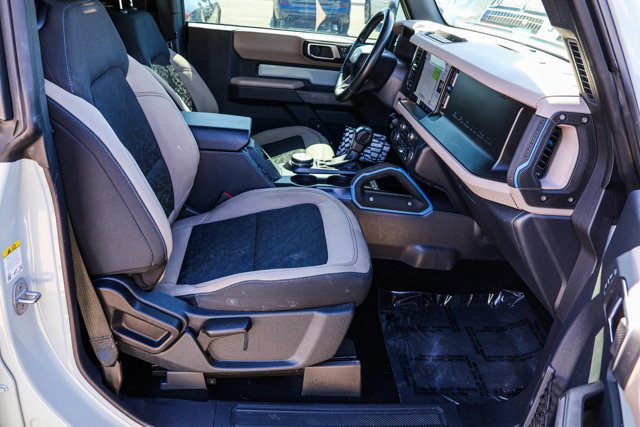 Used 2022 Ford Bronco Wildtrak image 26