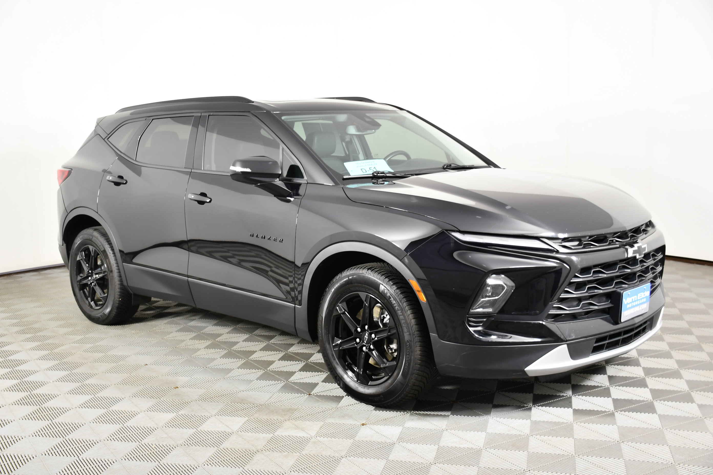 Used 2023 Chevrolet Blazer LT w/ Midnight/Sport Edition AWD/4WD image 4