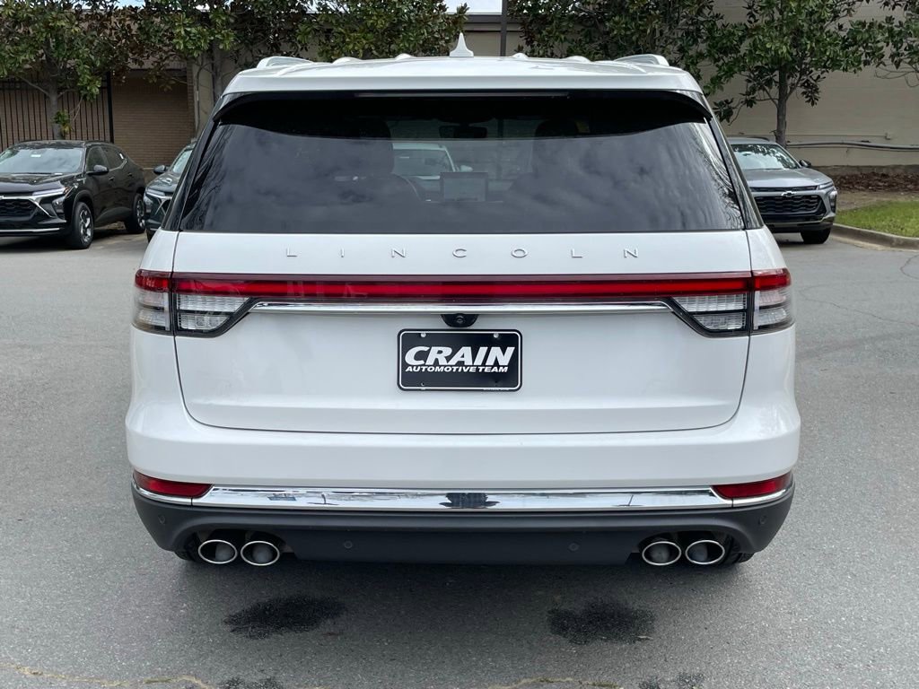 Used 2023 Lincoln Aviator Reserve image 6