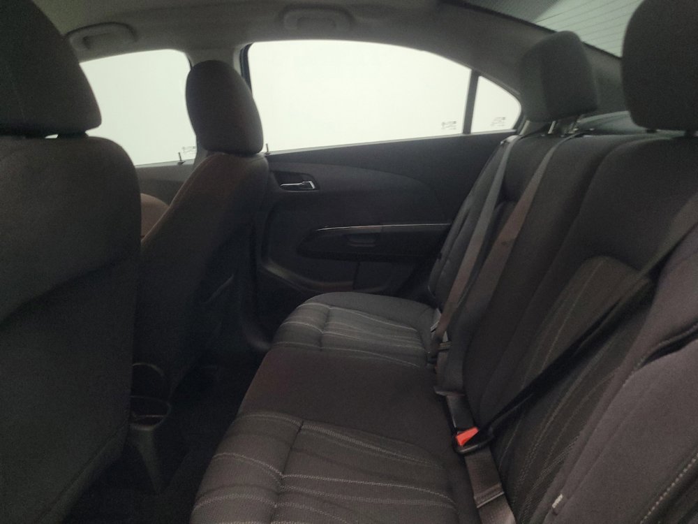 Used 2020 Chevrolet Sonic LT w/ Convenience Package FWD image 18
