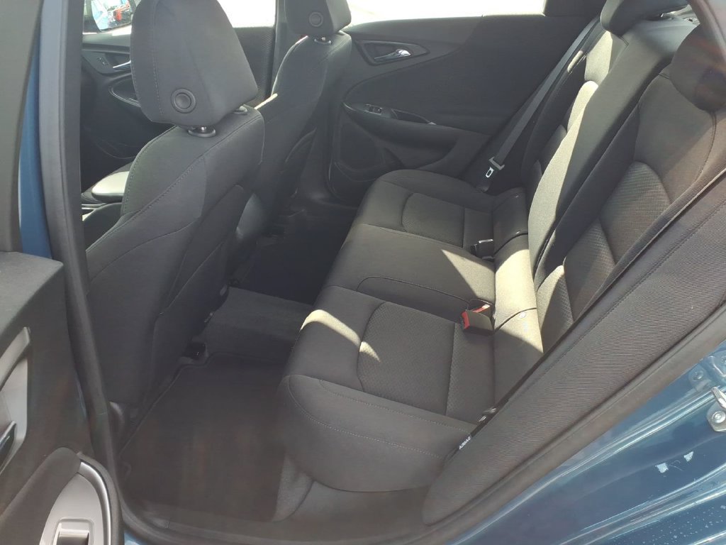 Used 2025 Chevrolet Malibu LS w/ Driver Confidence Package FWD image 6
