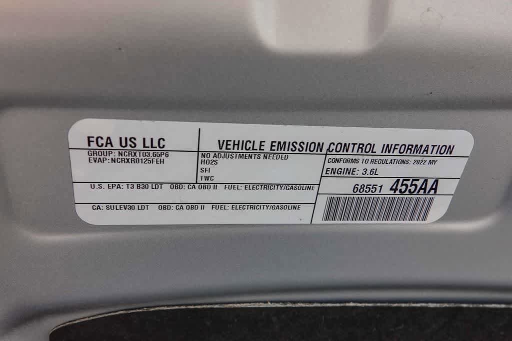 Used 2022 Chrysler Pacifica Touring-L w/ S Appearance Package FWD image 27