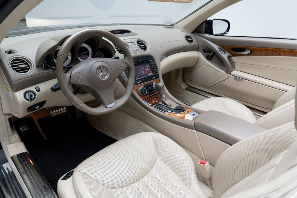 Used 2009 Mercedes-Benz SL 550 image 13